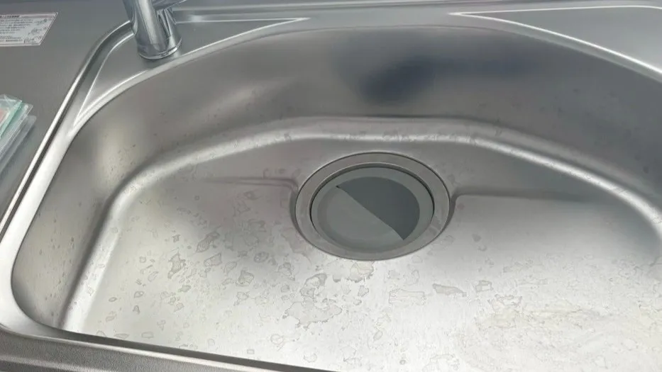 先日、弊社のハウスクリーニングチームがシンクのコーティング作...