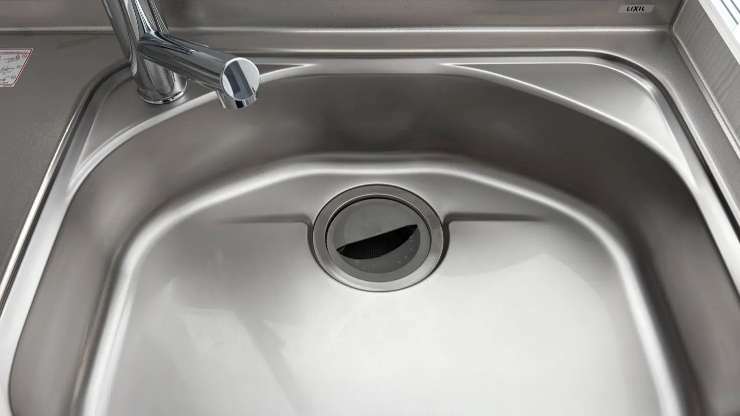 先日、弊社のハウスクリーニングチームがシンクのコーティング作...