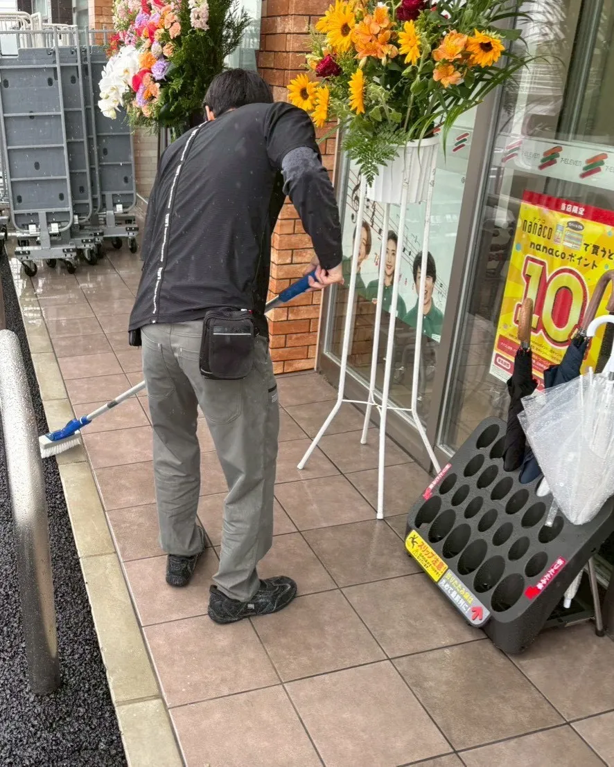 私たち株式会社Y.GROUPの美装チームが誇る技術で、