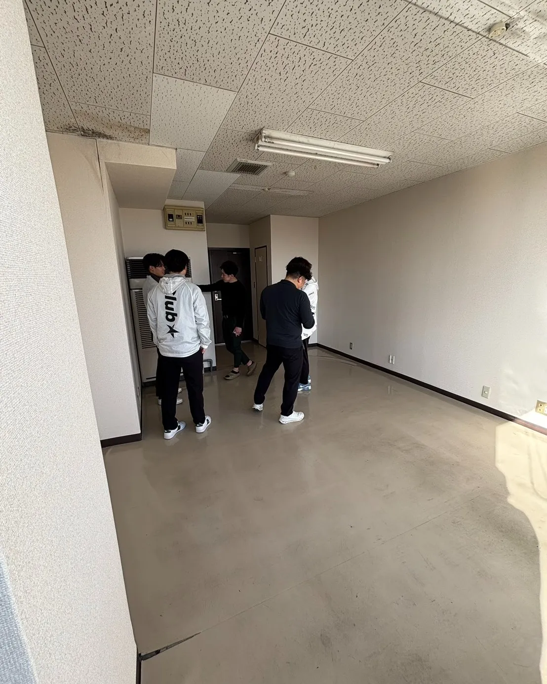 新たな空間で更なる仕事の発展を!!!