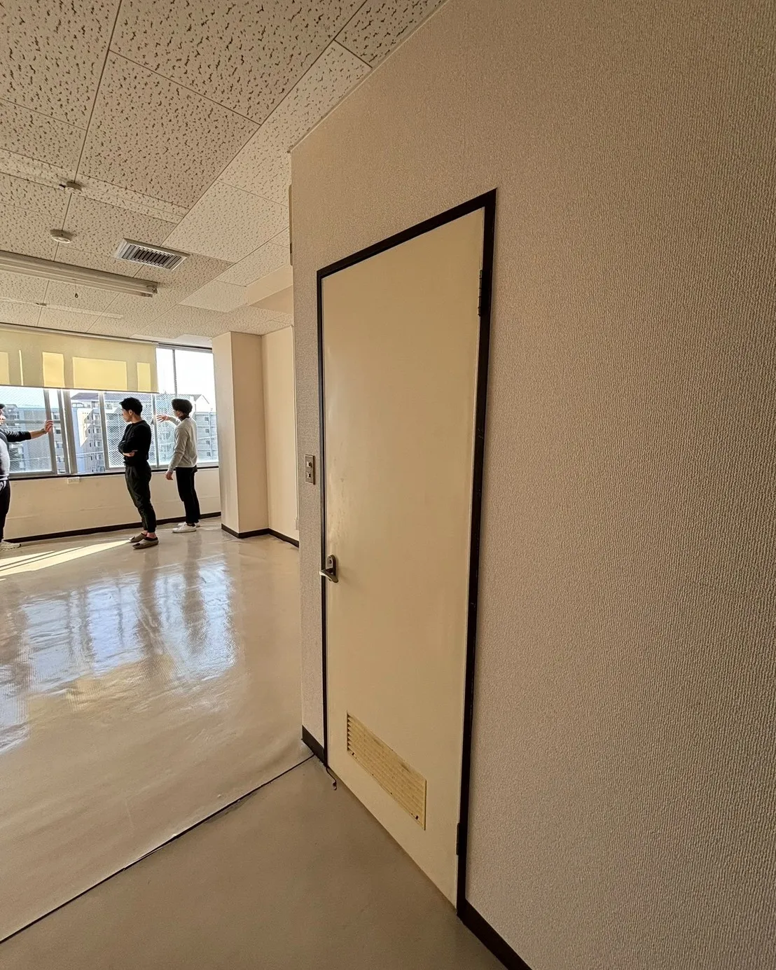 新たな空間で更なる仕事の発展を!!!
